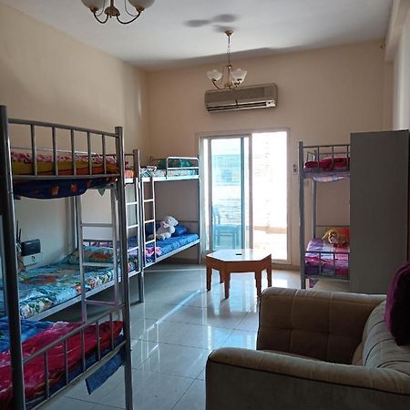 Hostel Omar Vacation Dubaj Exteriér fotografie
