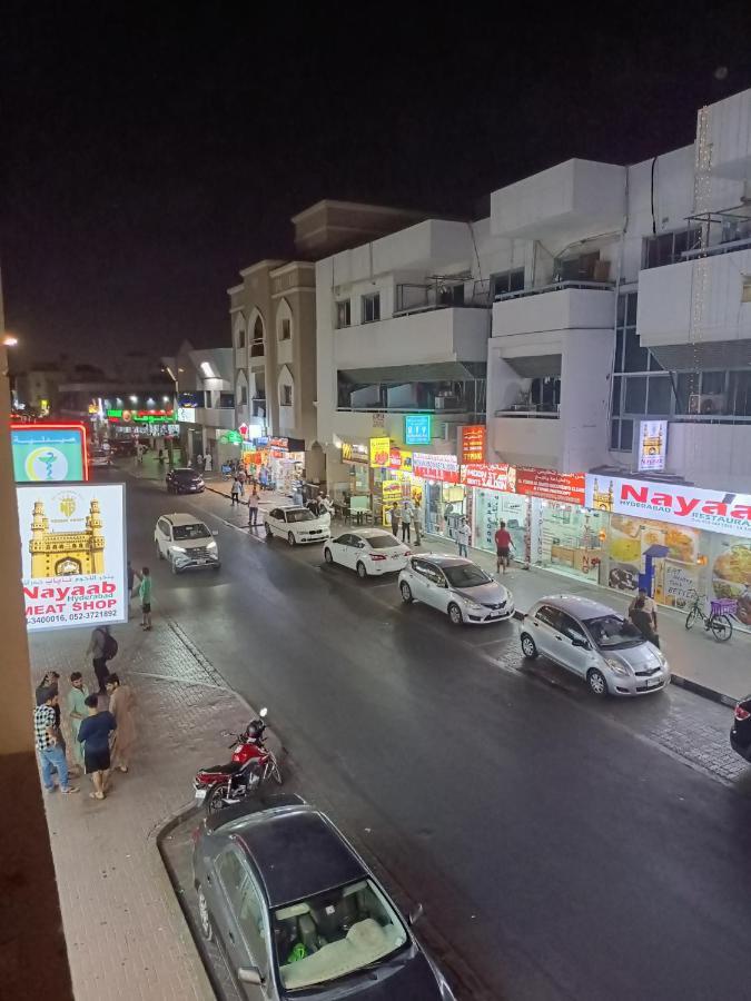 Hostel Omar Vacation Dubaj Exteriér fotografie