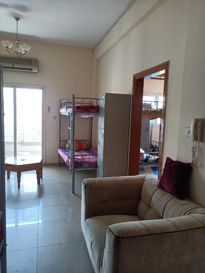 Hostel Omar Vacation Dubaj Exteriér fotografie
